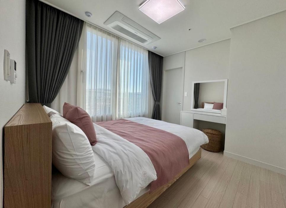 Eunhasu D&m Apartment