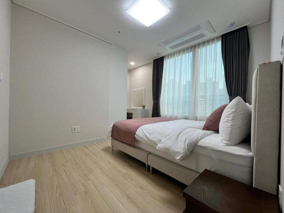 Eunhasu D&m Apartment *